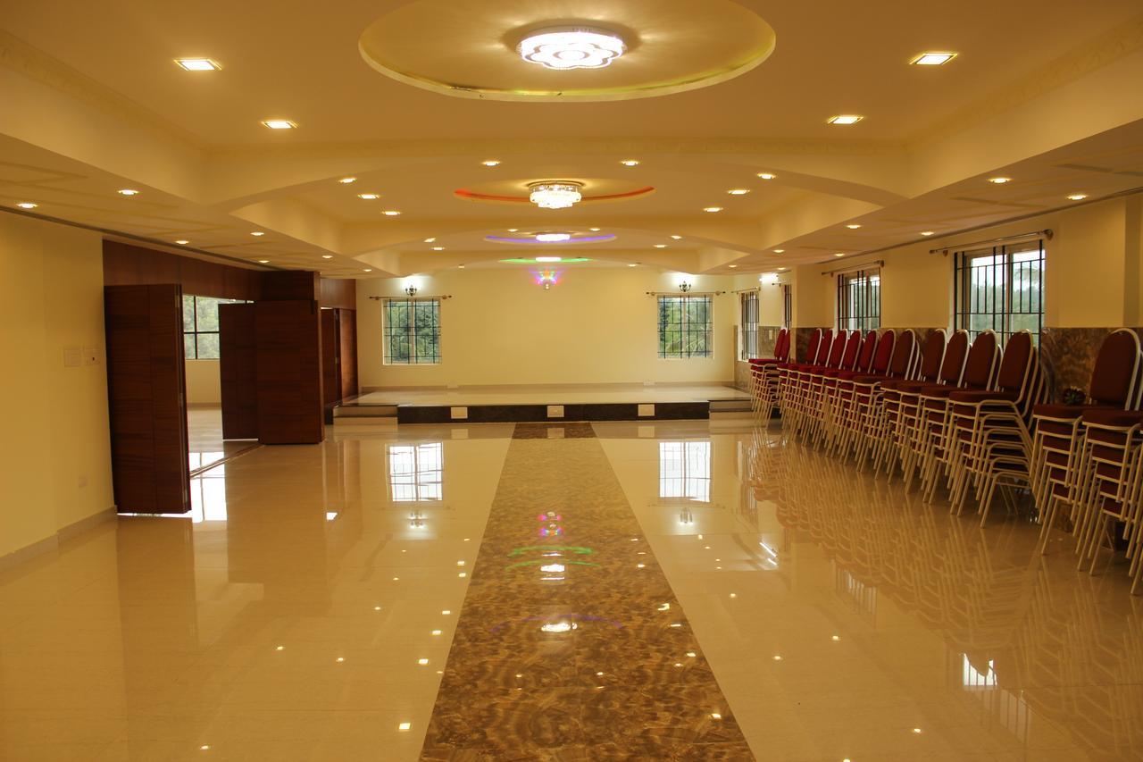 Park Hotel And Resort Kaglipur Ngoại thất bức ảnh