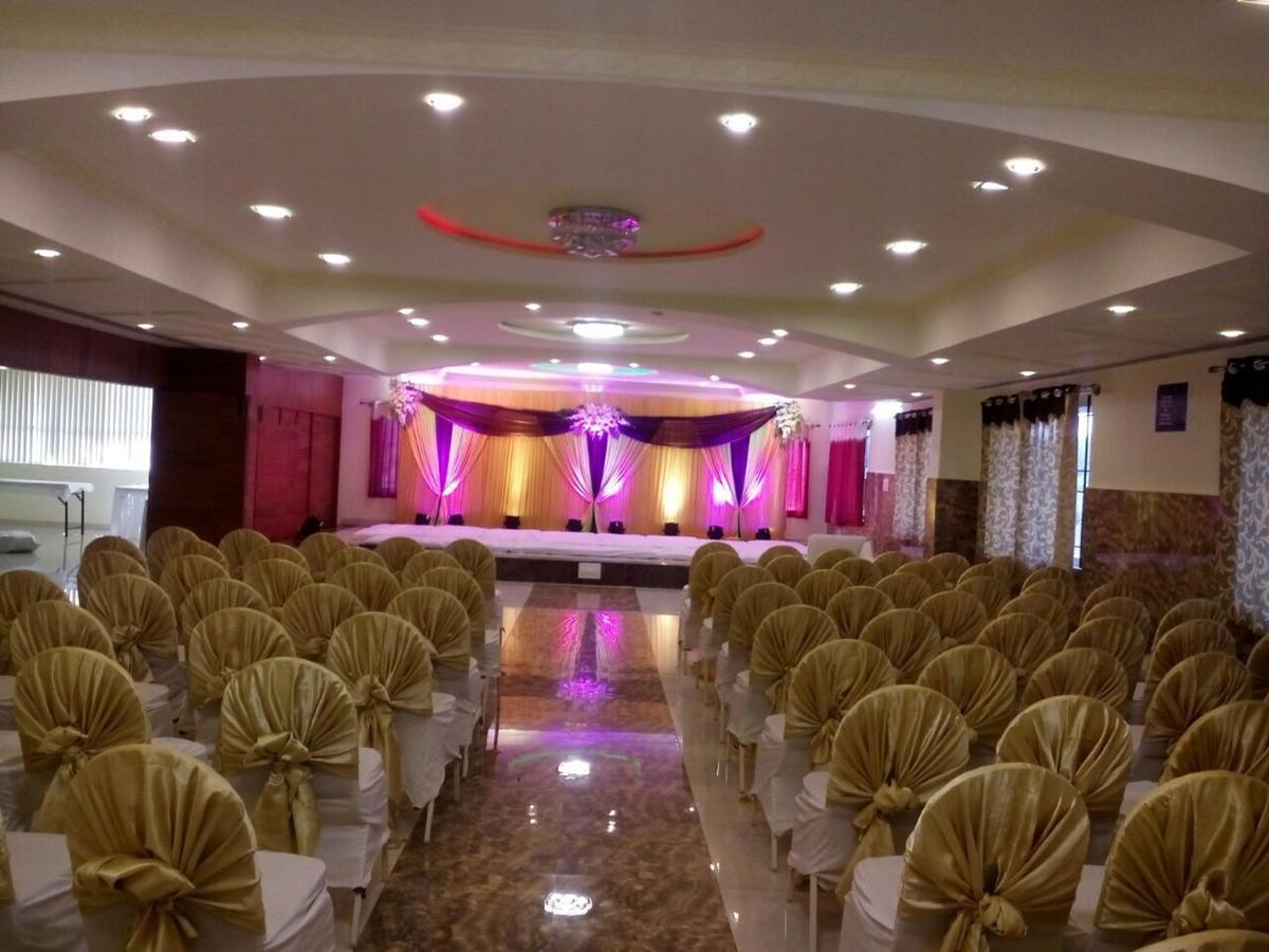 Park Hotel And Resort Kaglipur Ngoại thất bức ảnh